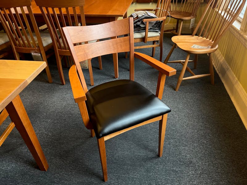 Dalton Arm Chair - Cherry S-2 Finish/Black Seat DALAC-U-NC